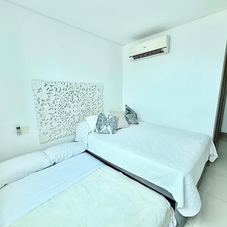 3br In Front Of The 8 Paxs Apartamento