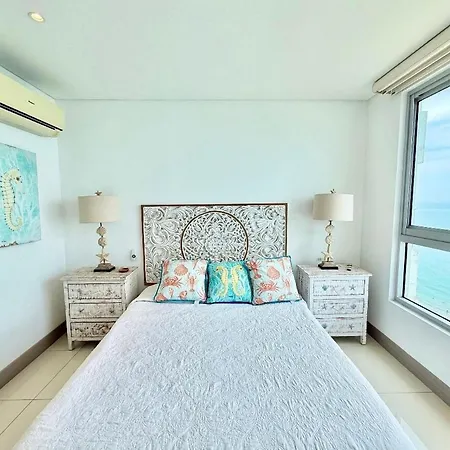 Apartamento 3br In Front Of The 8 Paxs Cartagena