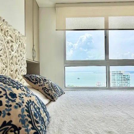 3br In Front Of The 8 Paxs Apartamento