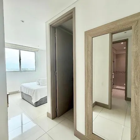 Apartamento 3br In Front Of The 8 Paxs Cartagena