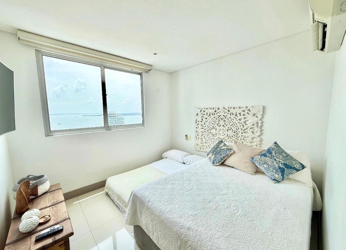 3br In Front Of The 8 Paxs