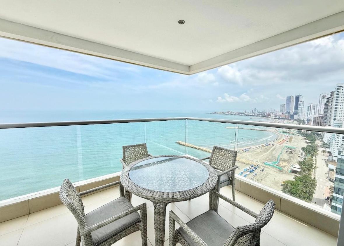 3br In Front Of The 8 Paxs